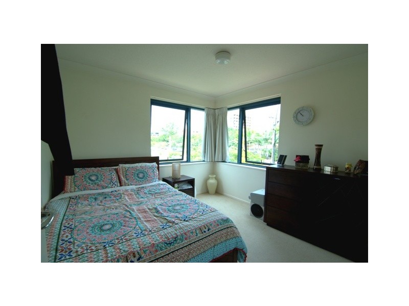 45 Deakin Street, Kangaroo Point QLD 4169