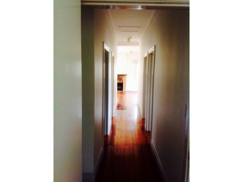 12 Saint James Street, Highgate Hill QLD 4101