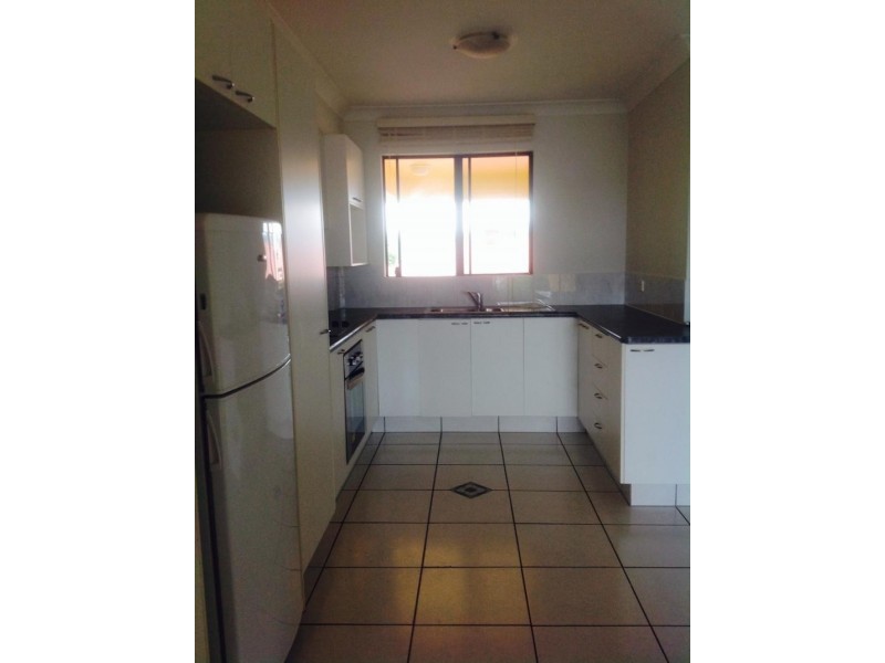 14 Durham Street, St Lucia QLD 4067