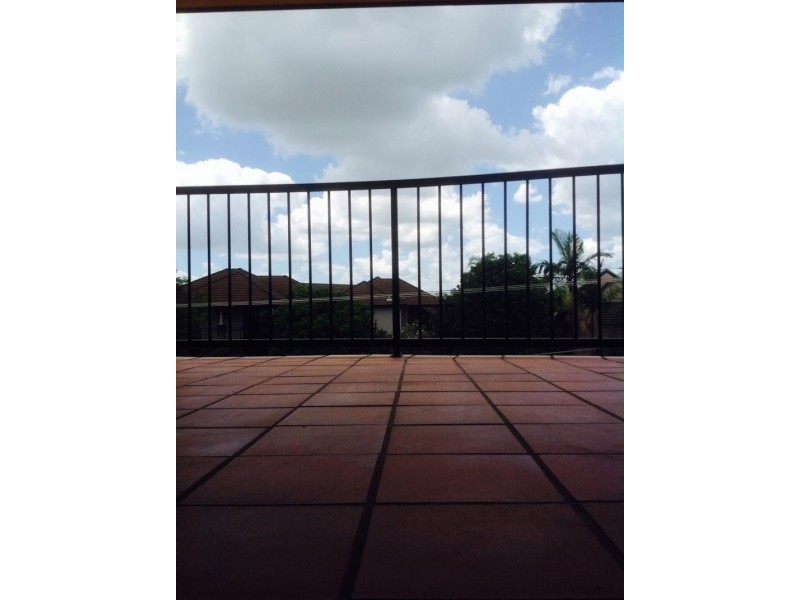 14 Durham Street, St Lucia QLD 4067