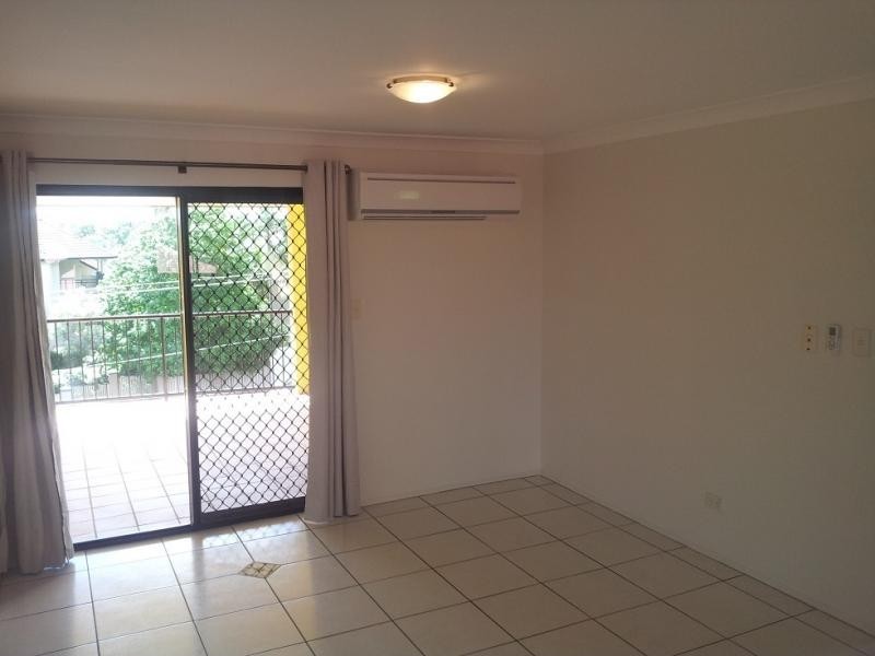 8/43 Durham St, St Lucia QLD 4067