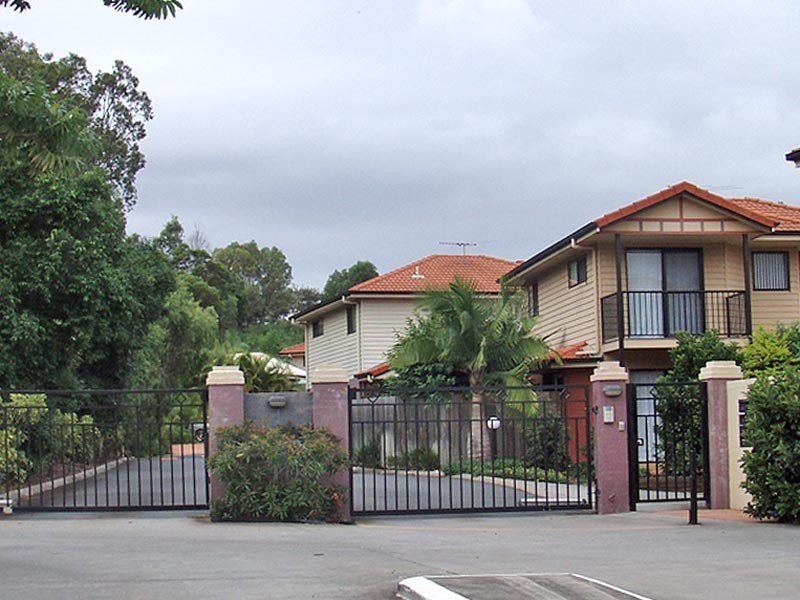 1158 Cavendish Rd, Mount Gravatt East QLD 4122