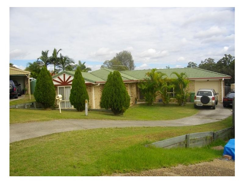 5 Jewel Court, Regents Park QLD 4118