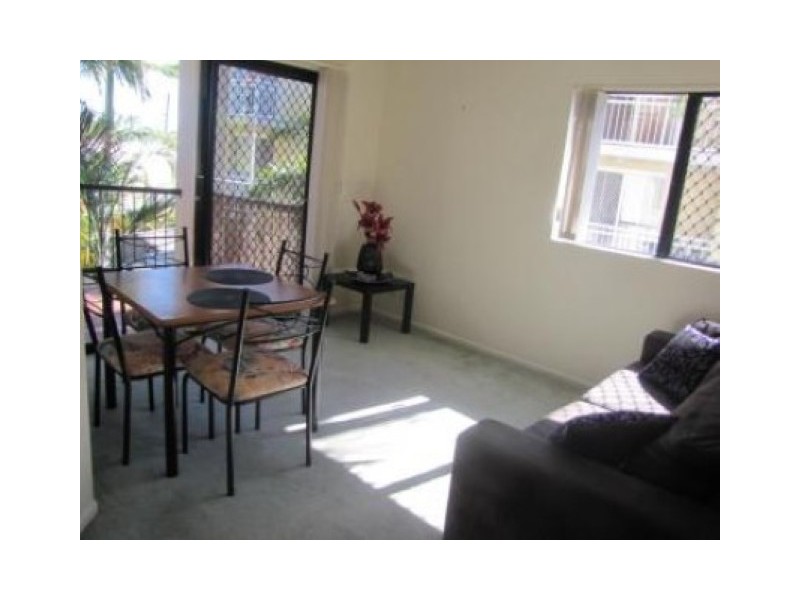 Chevron Island QLD 4217