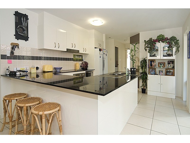 2/23 Catalina Drive, Mudjimba QLD 4564