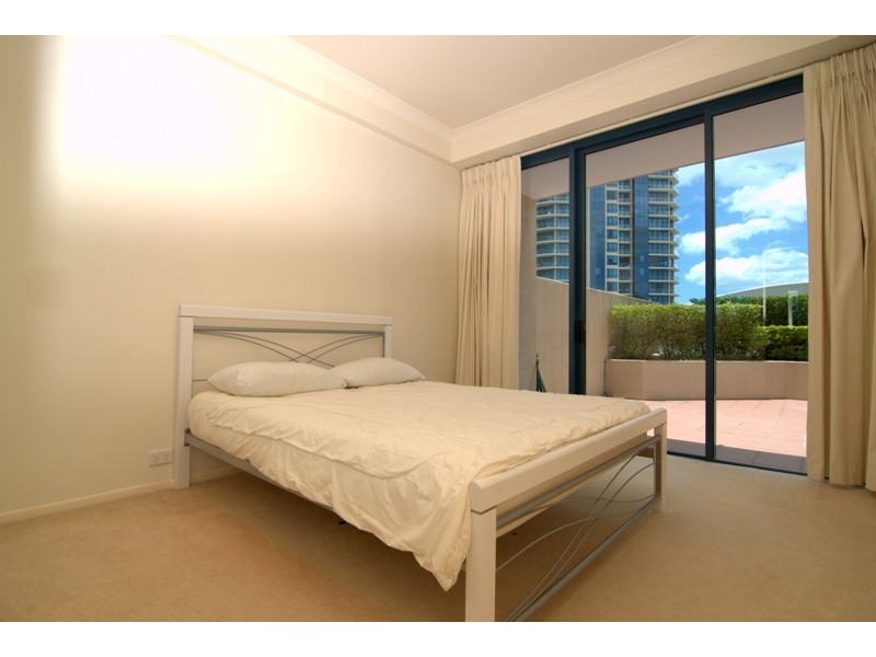 45 Deakin Street, Kangaroo Point QLD 4169
