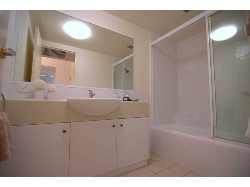 45 Deakin Street, Kangaroo Point QLD 4169