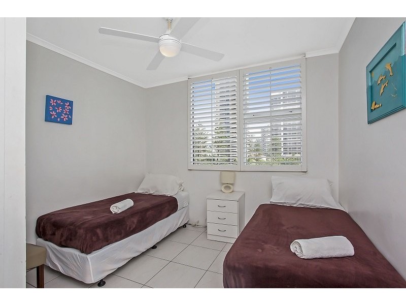 17/4-10 Clifford St (cnr Northcliffe), Surfers Paradise QLD 4217