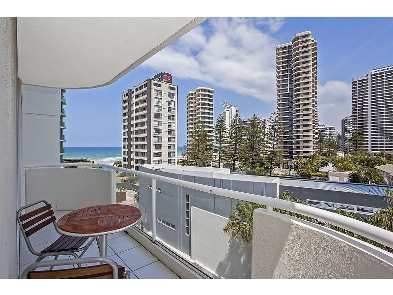 17/4-10 Clifford St (cnr Northcliffe), Surfers Paradise QLD 4217