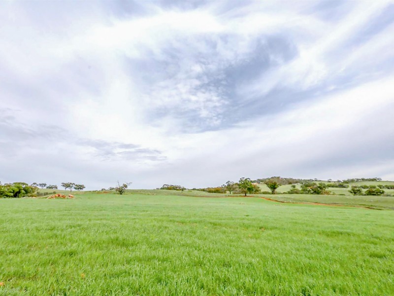 23 Phillips Road, Toodyay WA 6566