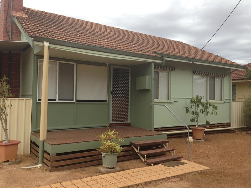 5 Olympic Avenue, Cunderdin WA 6407