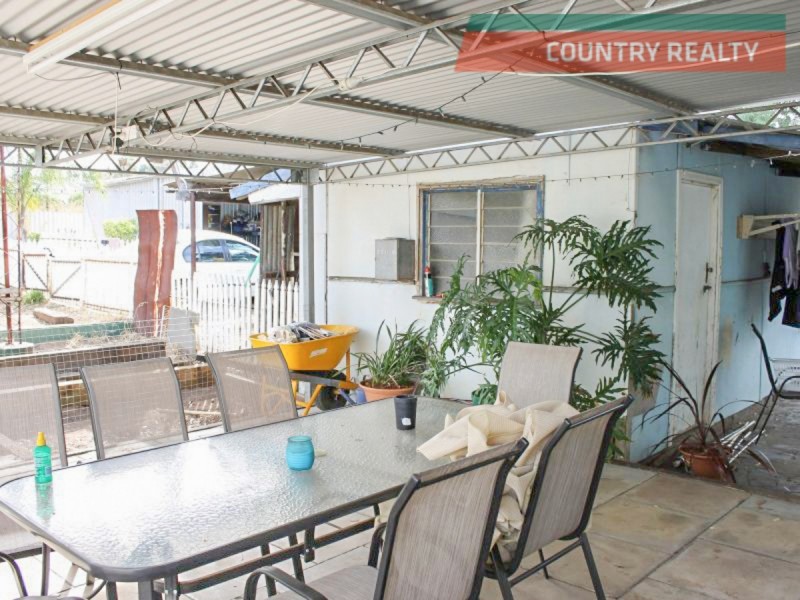 12 Turner Street, Northam WA 6401