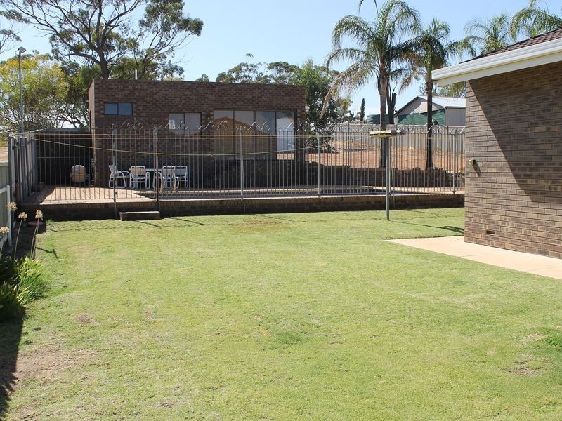 62 Goomalling Road, Northam WA 6401