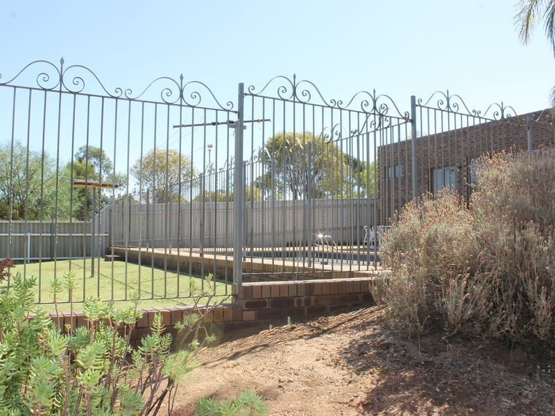 62 Goomalling Road, Northam WA 6401