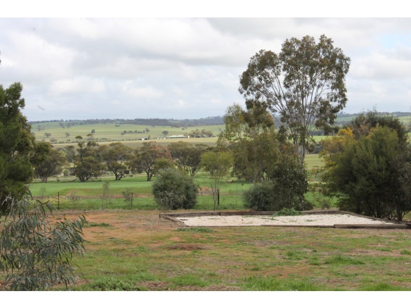 280 Beering Road, Irishtown WA 6401