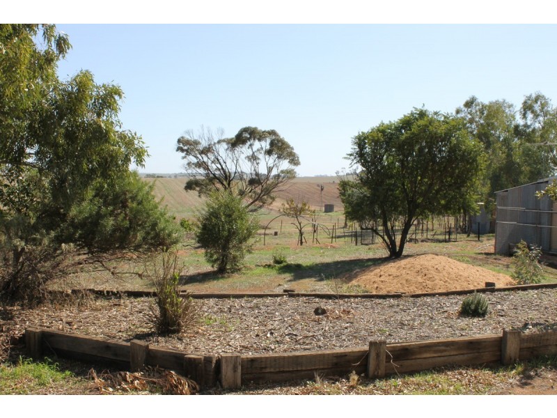 280 Beering Road, Irishtown WA 6401