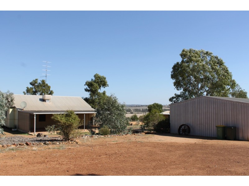 280 Beering Road, Irishtown WA 6401