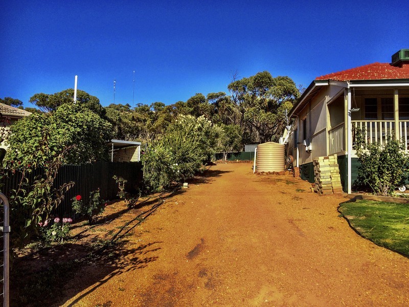 3 Goddard Street, Toodyay WA 6566