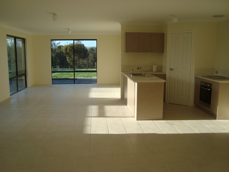 9 Riverside Outlook, Northam WA 6401