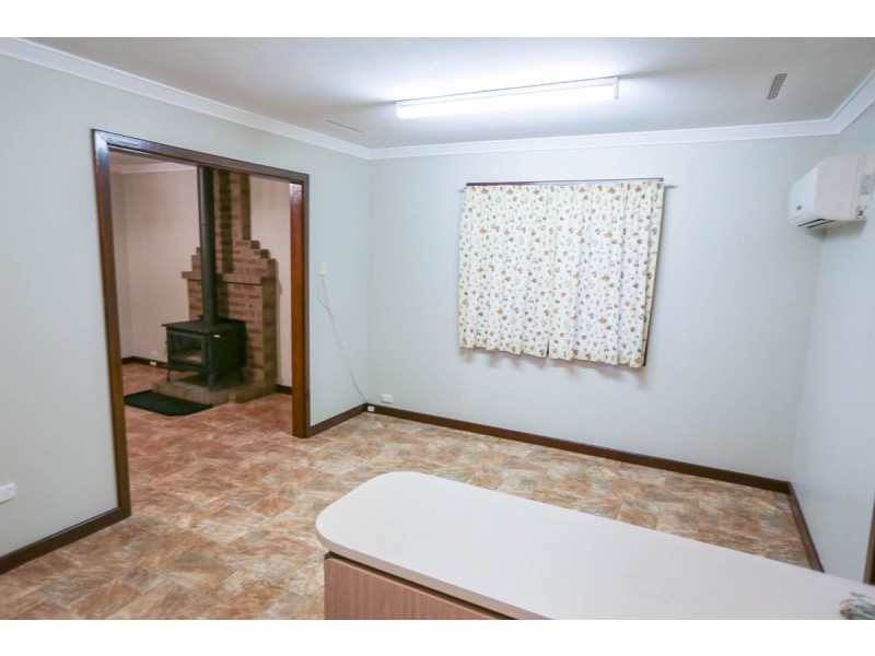 18 Telegraph Road, Toodyay WA 6566