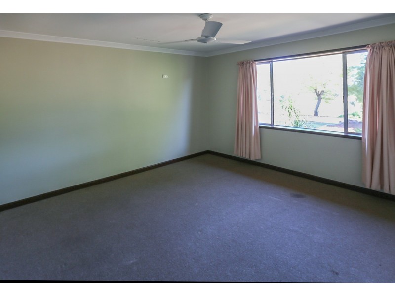 18 Telegraph Road, Toodyay WA 6566