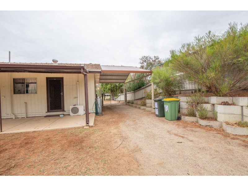 18 Telegraph Road, Toodyay WA 6566