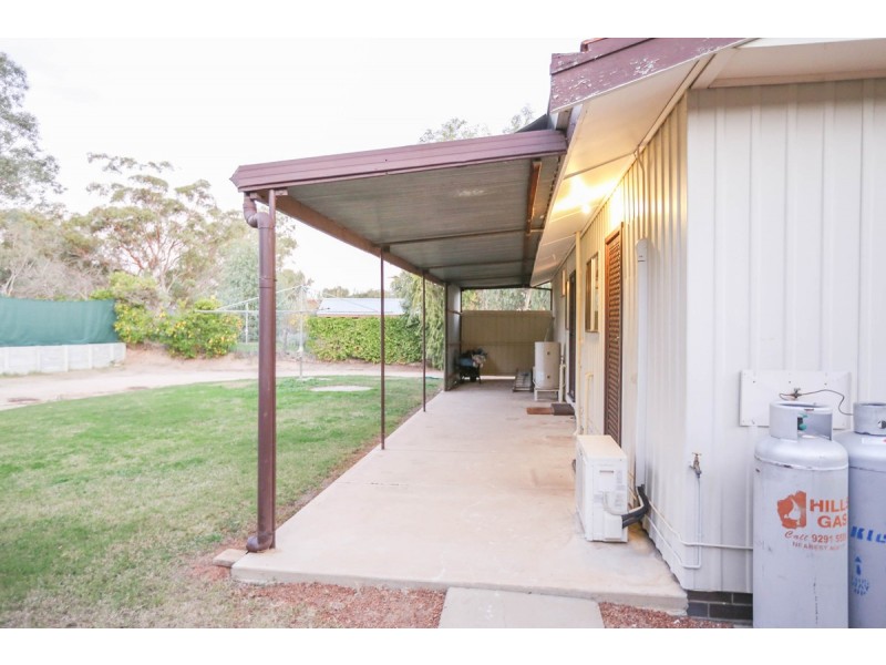 18 Telegraph Road, Toodyay WA 6566