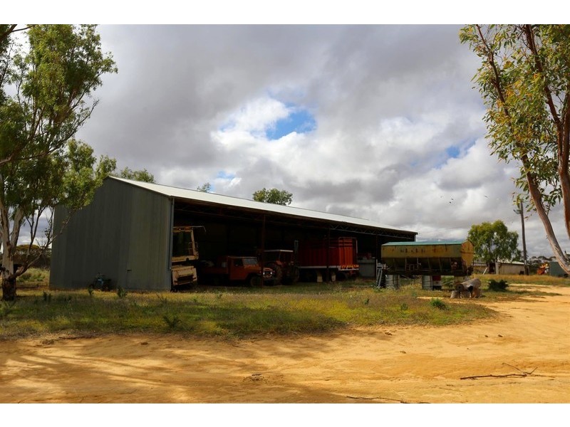 77 Pollard Road, Kalannie WA 6468