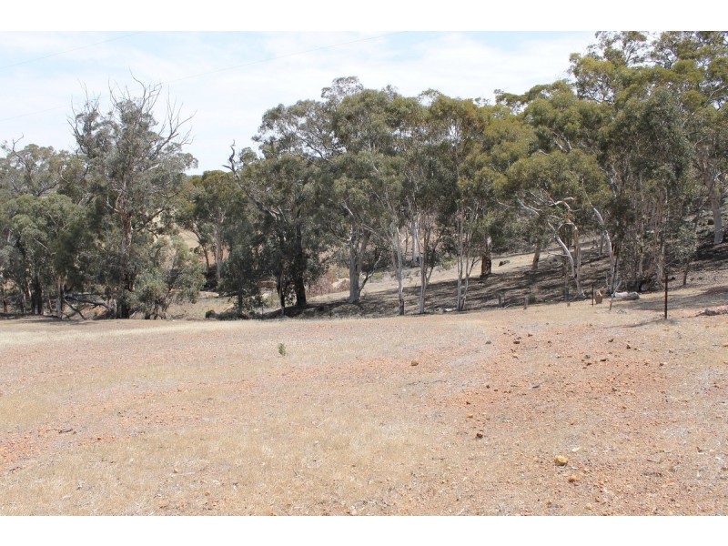 740 Smith Road, Katrine, Clackline WA 6564