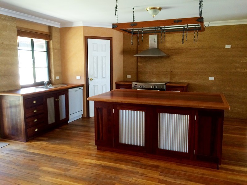 28 River Road, Toodyay WA 6566