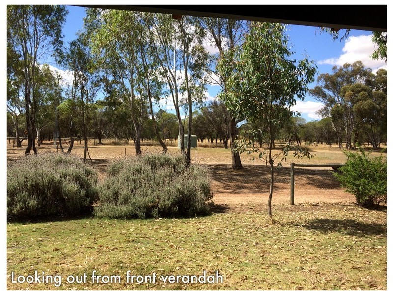 28 River Road, Toodyay WA 6566