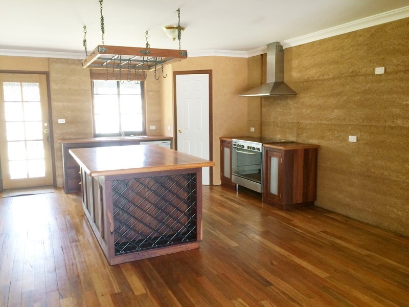 28 River Road, Toodyay WA 6566