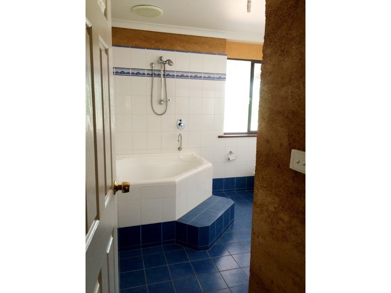 28 River Road, Toodyay WA 6566