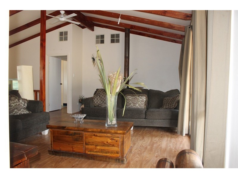 49 Hyde Drive, Wundowie WA 6560