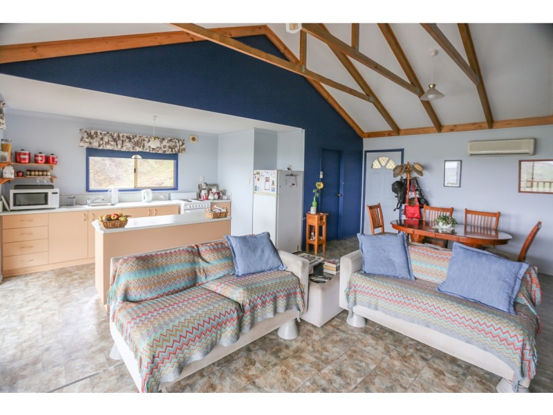 241 Timber Creek Crescent, Coondle, Toodyay WA 6566