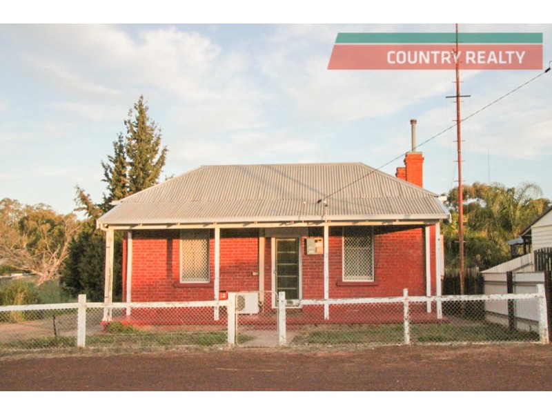 12 Gregory Street, Northam WA 6401