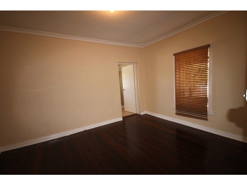 3 Ninth Road, York WA 6302