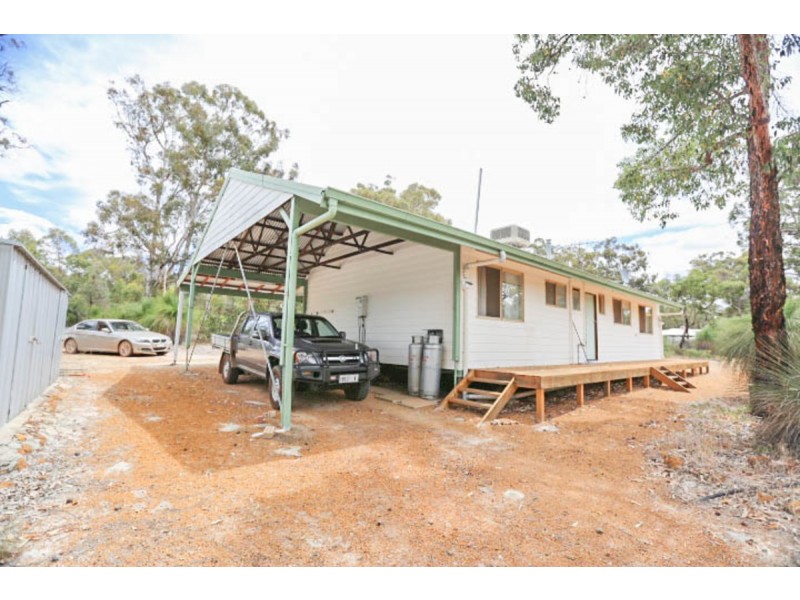 4 Marri Road, Julimar, Toodyay WA 6566