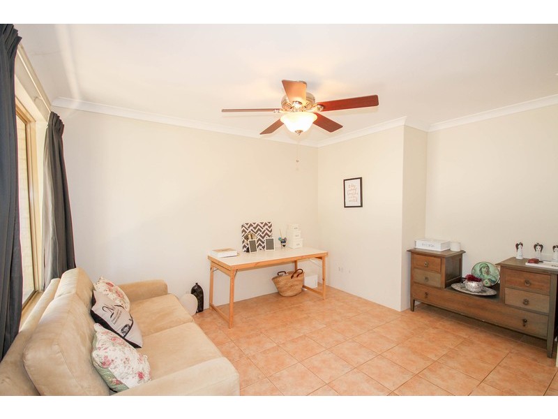 11 Cummings Crescent, Merredin WA 6415