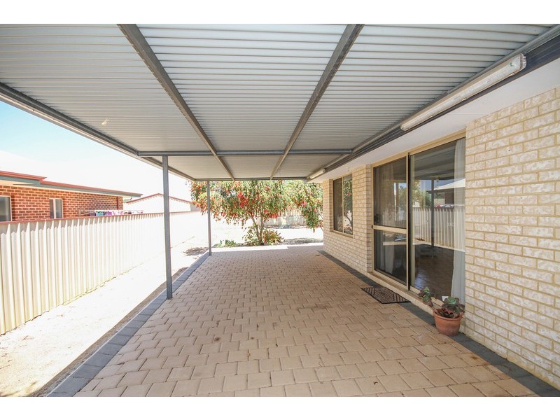 11 Cummings Crescent, Merredin WA 6415