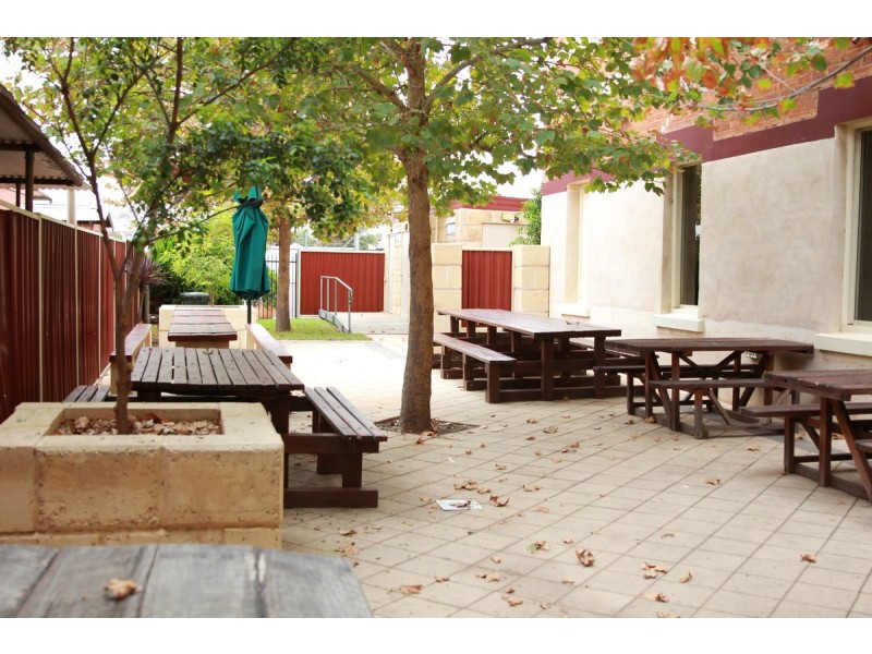 62 Barrack Street, Merredin WA 6415