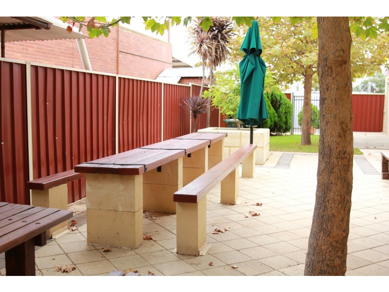 62 Barrack Street, Merredin WA 6415