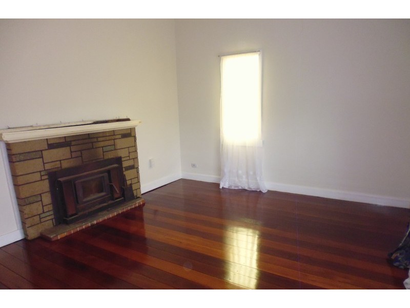 4 Leake Street, Northam WA 6401