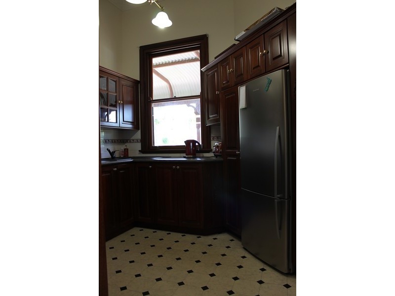 16 Habgood Street, Northam WA 6401