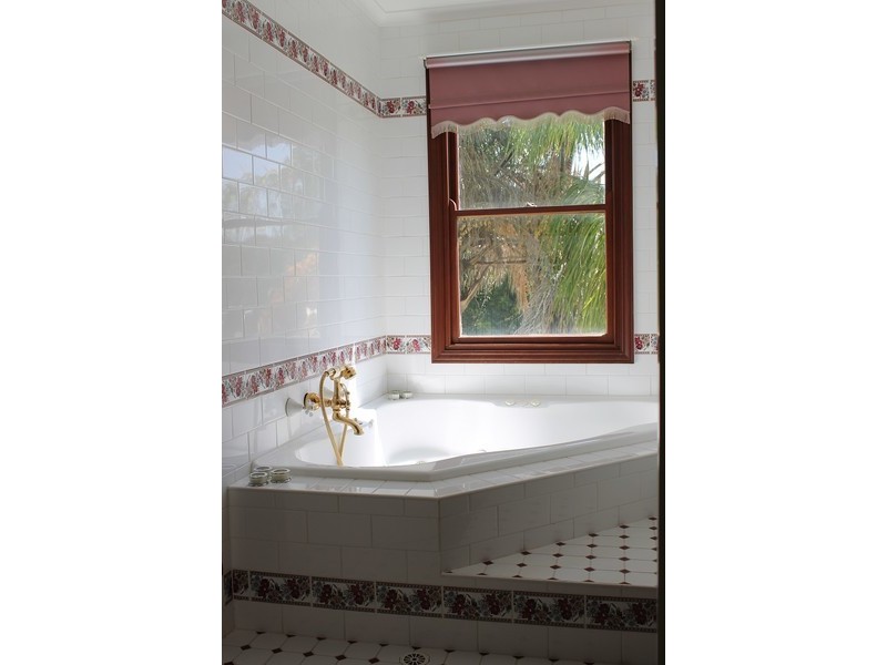 16 Habgood Street, Northam WA 6401