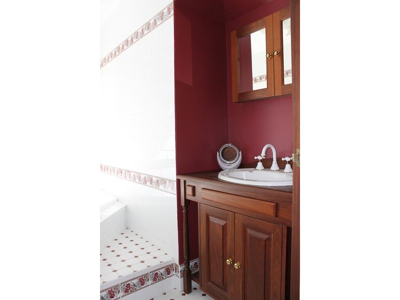 16 Habgood Street, Northam WA 6401