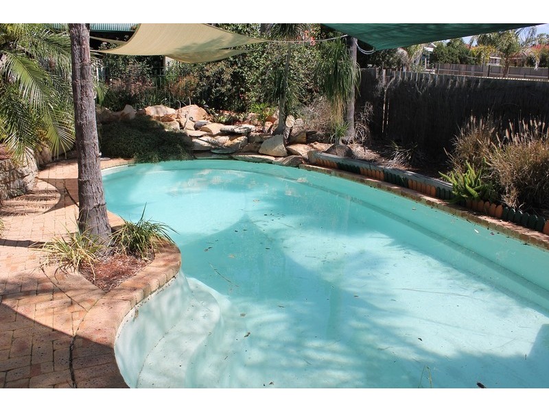 16 Habgood Street, Northam WA 6401