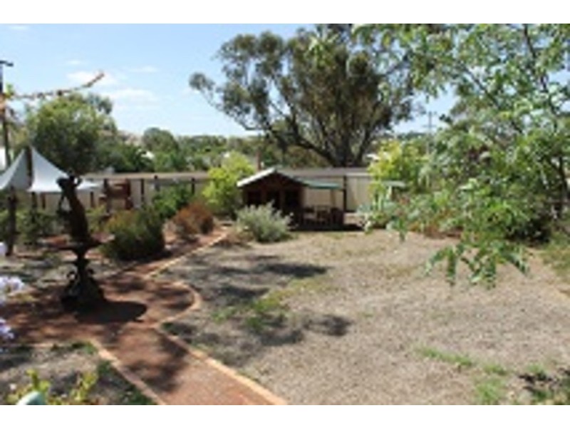 16 Habgood Street, Northam WA 6401