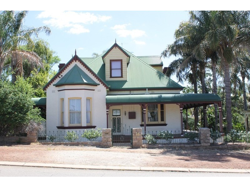 16 Habgood Street, Northam WA 6401