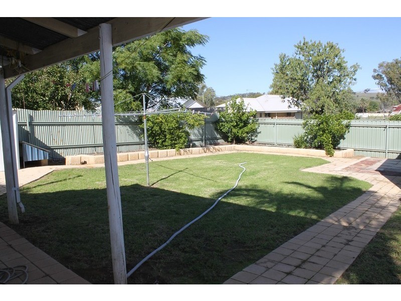 60 Gairdner Street, Northam WA 6401